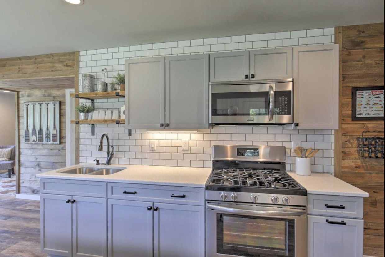 The kitchen at Cabin 14